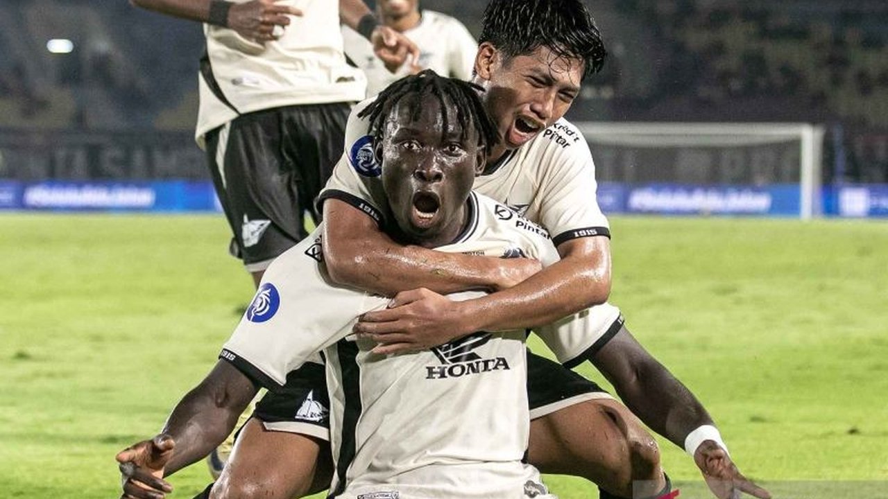 Pelatih PSM Makassar, Bernardo Tavares, memuji perjuangan timnya meskipun menang tipis 1-0 atas Persis Solo di tengah kondisi kelelahan, sekaligus naik ke peringkat keenam klasemen sementara Liga 1.