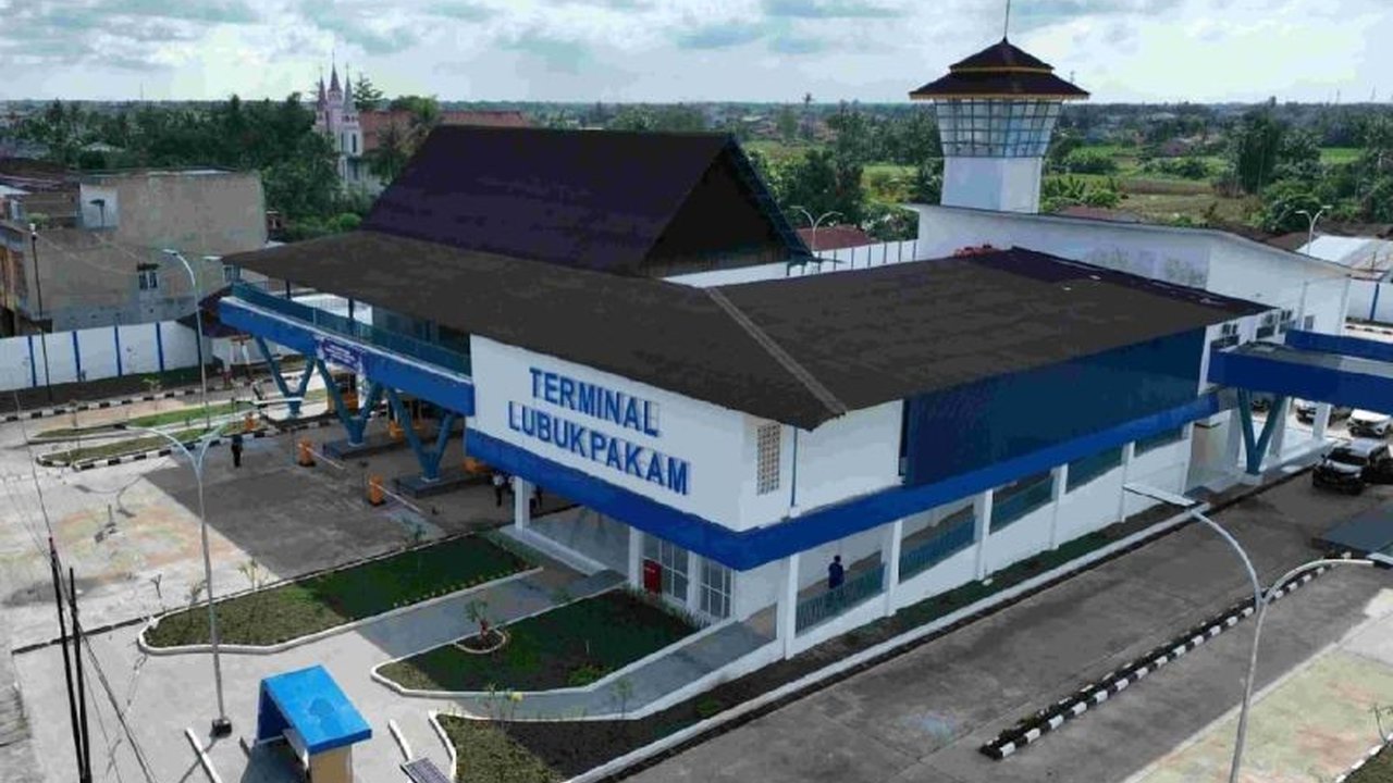 Dinas Perhubungan Sumut akan uji coba Terminal Lubuk Pakam pada 20 Januari 2024 untuk memastikan pelayanan maksimal pasca-revitalisasi, dengan fasilitas modern dan menekan kemacetan.