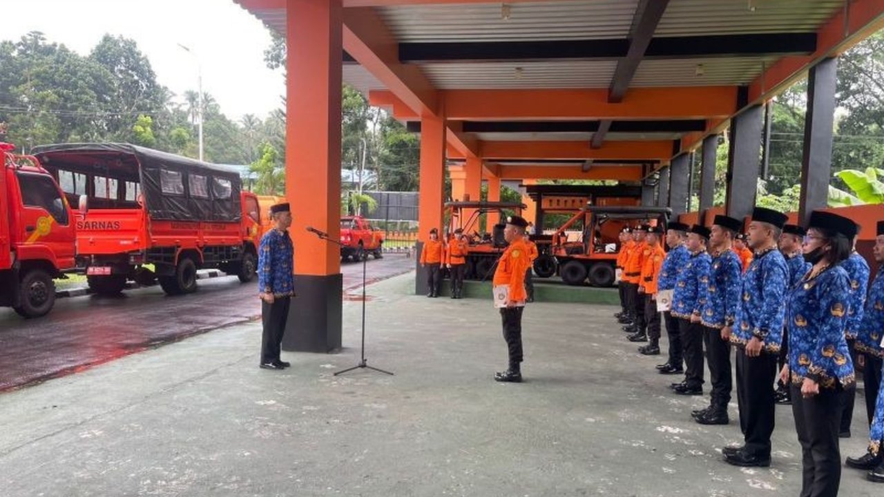 Kepala Basarnas Manado, George Mercy Randang, menekankan pentingnya dedikasi dan profesionalisme seluruh personel dalam memberikan pelayanan terbaik kepada masyarakat, khususnya dalam operasi pencarian dan pertolongan.