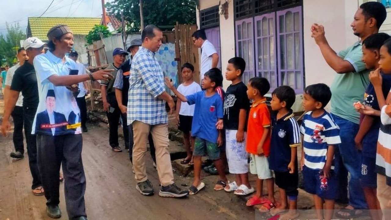 Gubernur NTB terpilih, Lalu Muhammad Iqbal, berkomitmen mencari solusi permanen mengatasi banjir di Kota Bima, menekankan pentingnya kolaborasi pemerintah dan masyarakat untuk mencegah bencana serupa terulang.