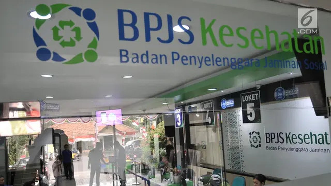 Suasana pelayanan BPJS Kesehatan di Jakarta, Rabu (28/8/2019). Sedangkan, peserta kelas mandiri III dinaikkan dari iuran awal sebesar Rp 25.500 menjadi Rp 42.000 per bulan. Hal itu dilakukan
