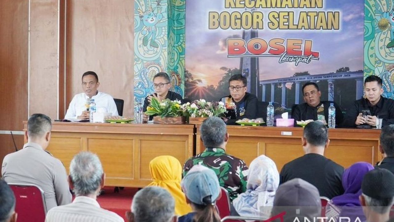 Pemerintah Kota Bogor memberikan 38 unit rumah hunian tetap (Huntap) kepada warga terdampak bencana di tiga kelurahan Kecamatan Bogor Selatan, hasil bantuan BNPB setelah proses panjang selama dua tahun.