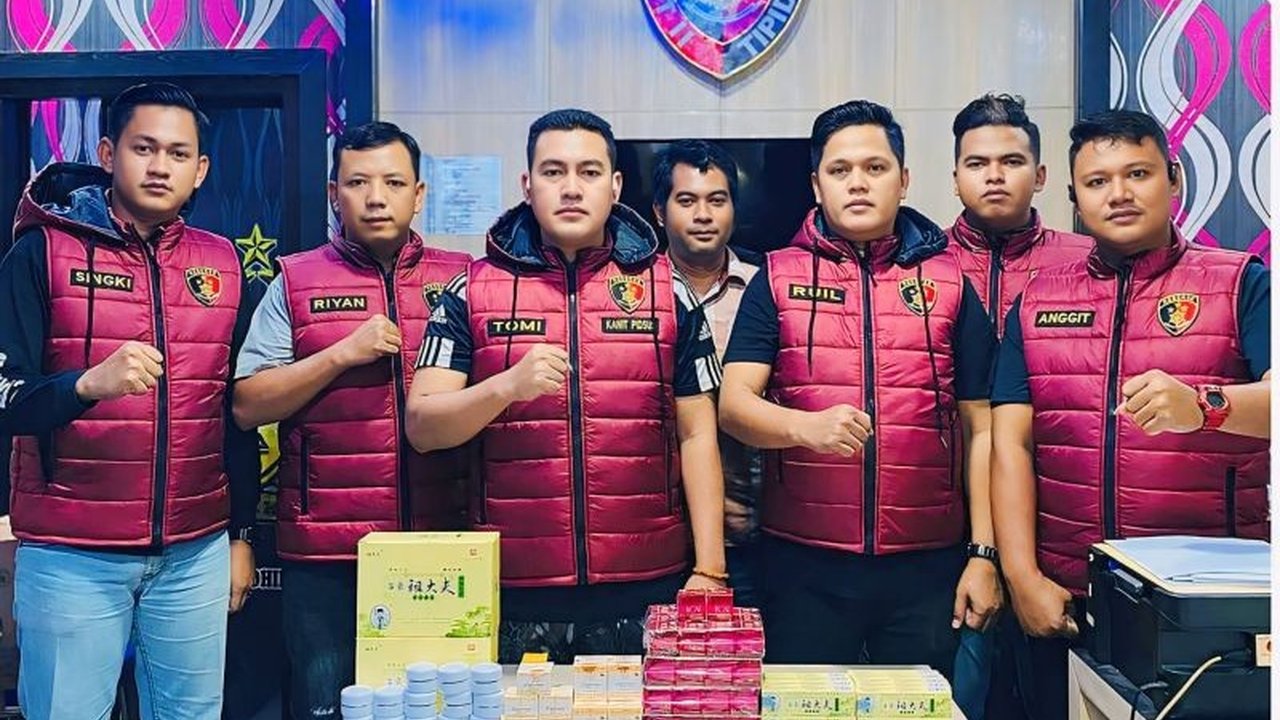 Polisi OKU Timur Ungkap Perdagangan Kosmetik Ilegal