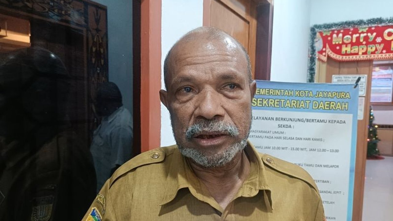 Dinas Ketahanan Pangan dan Pertanian Kota Jayapura menyiapkan bibit padi varietas unggul untuk kelompok tani di Kampung Skouw dan Koya Timur, ditargetkan panen 2025 untuk penuhi kebutuhan pangan kota.
