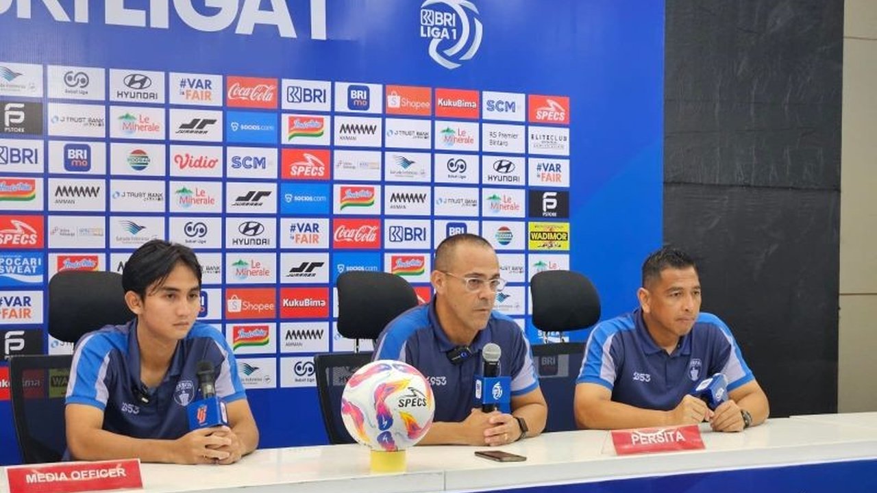 Pelatih Persita Tangerang, Fabio Lefundes, memuji penampilan apik dua bek sayap Persija Jakarta, Rio Fahmi dan Firza Andika, meskipun berhasil diredam dalam pertandingan yang dimenangkan Persija 2-0.