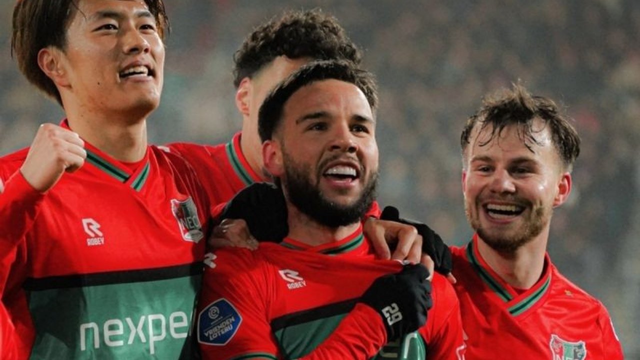 Calvin Verdonk mencetak gol indah saat NEC Nijmegen mengalahkan Fortuna Sittard dengan skor 4-1 dalam lanjutan Eredivisie, Minggu (19/1), sekaligus membawa timnya naik peringkat.