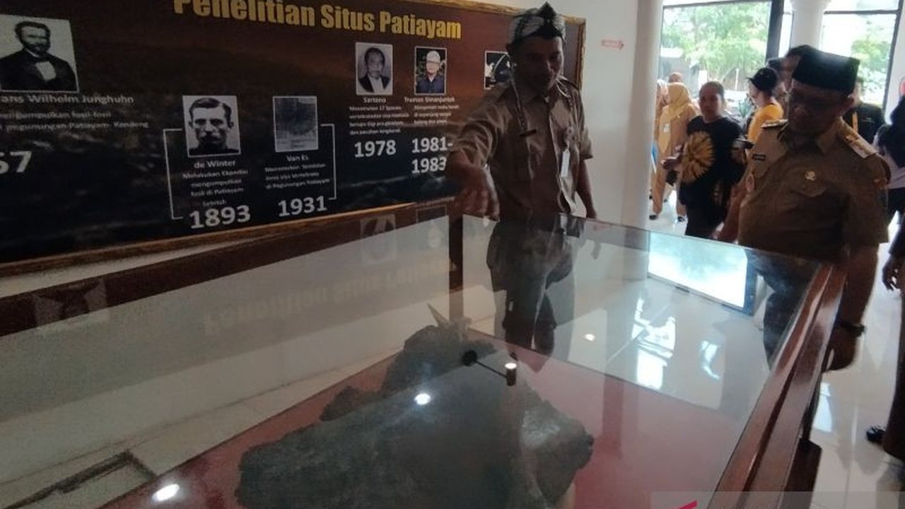 Yayasan Dharma Bakti Lestari mencetak buku sejarah Situs Patiayam Kudus, hasil penelitian kolaboratif yang melibatkan BRIN dan CPAS, untuk disebarluaskan dan mendukung pelestarian situs purbakala tersebut.