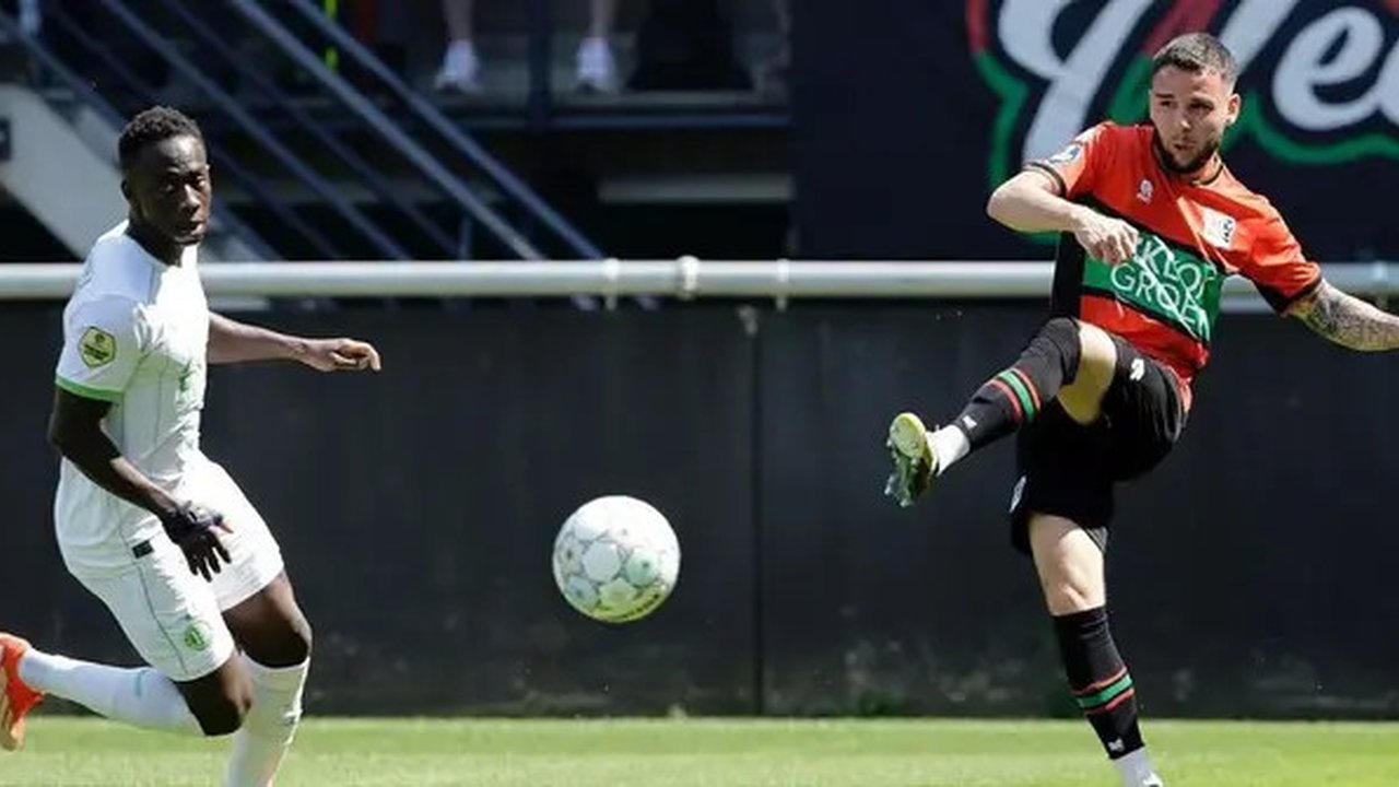 Calvin Verdonk bermian untuk NEC Nijmegen di Eredivisie 2023/2024. (Dok Instagram Calvin Verdonk)