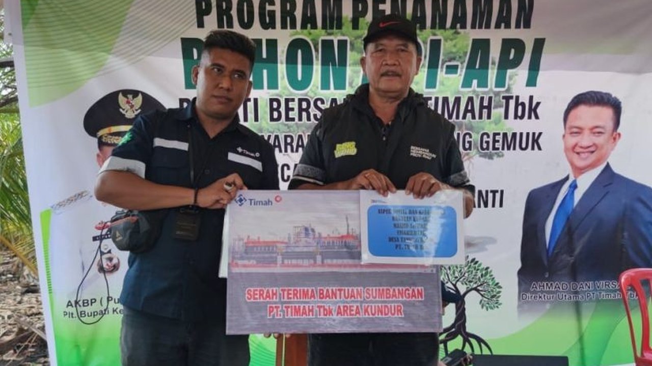 PT Timah Tbk membantu percepatan pembangunan dua masjid di Desa Tanjung Bakau dan Tanjung Gemuk, Meranti, Kepri, melalui program CSR perusahaan untuk mendukung kegiatan keagamaan masyarakat.