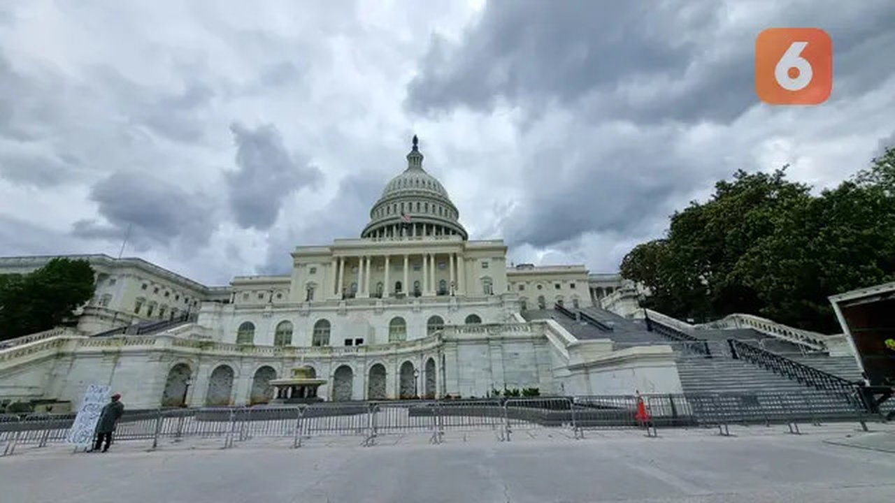 Gedung Capitol, Capitol Hill, di Washington, DC, Amerika Serikat. (Liputan6.com/Tanti Yulianingsih)