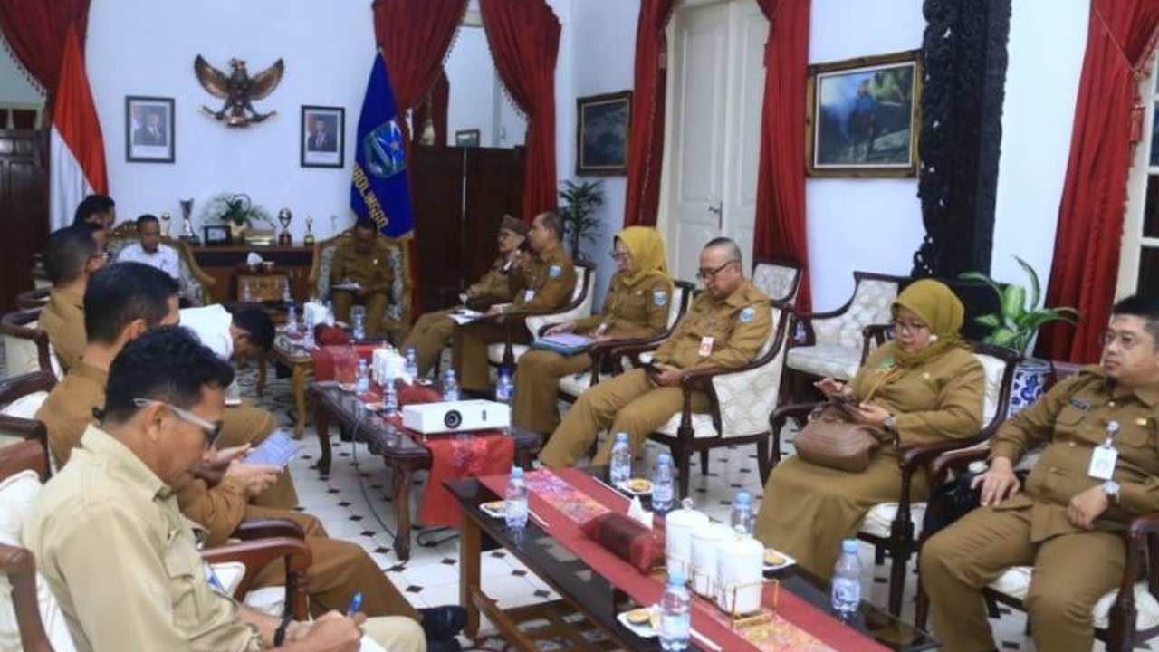 Tim Badan Pemeriksa Keuangan (BPK) mulai 20 Januari hingga 13 Februari 2025 memeriksa laporan keuangan Pemkab Probolinggo tahun 2024 untuk evaluasi kinerja dan optimalisasi pelayanan publik.