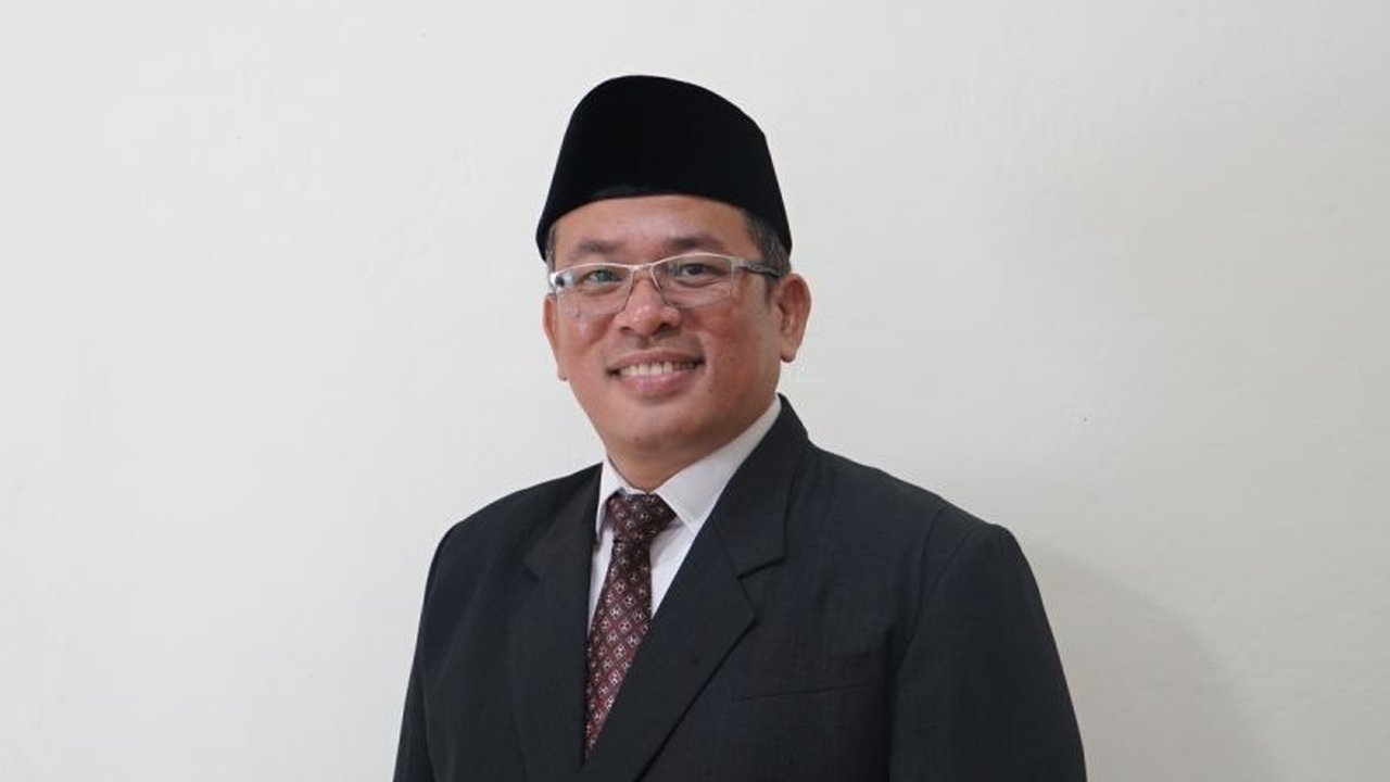 Kemenag Surakarta masih menunggu surat edaran dari pemerintah pusat terkait kebijakan kegiatan belajar mengajar (KBM) selama bulan Ramadan, termasuk kemungkinan adanya kebijakan libur Ramadan.