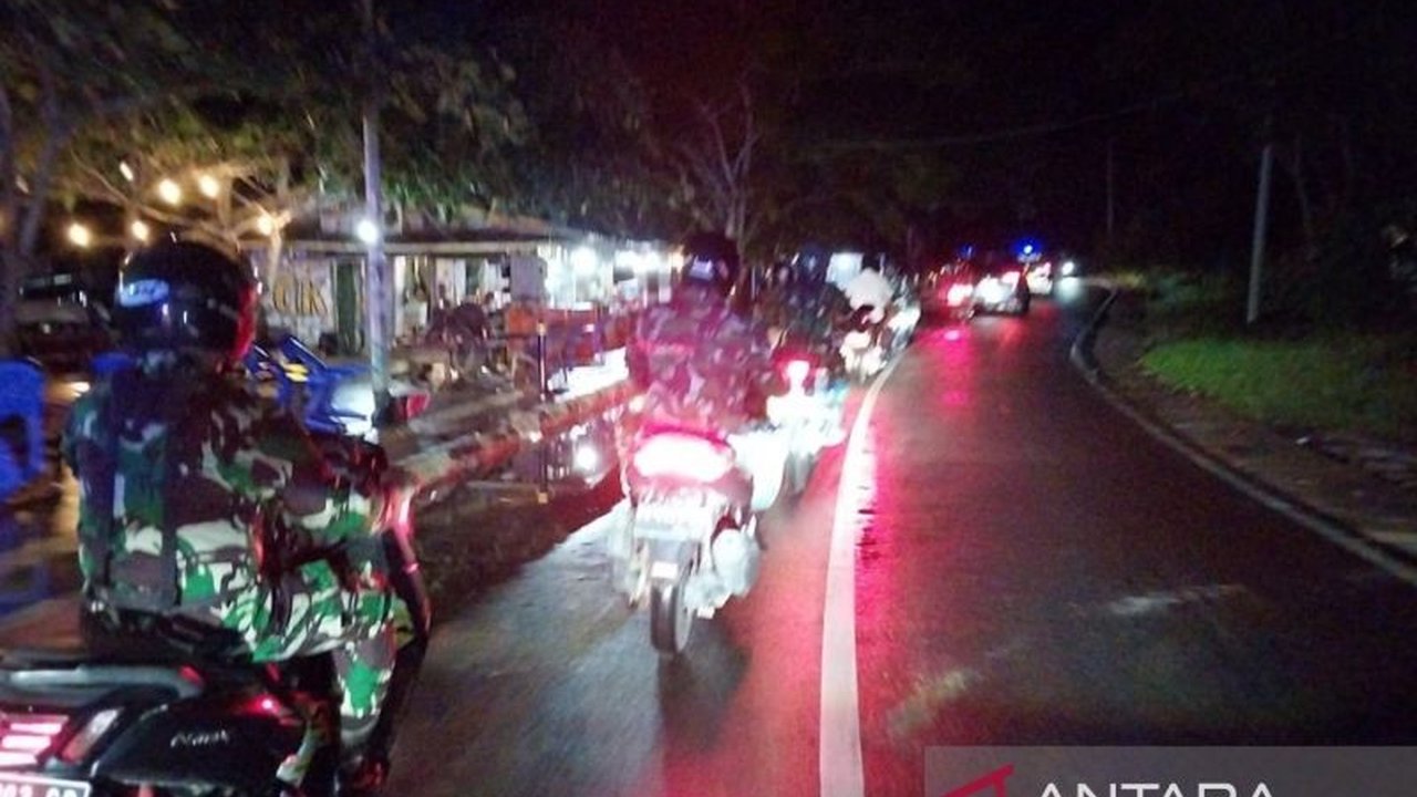 Kepolisian dan TNI di Bangka Belitung meningkatkan patroli gabungan untuk mencegah aksi meresahkan geng motor, termasuk razia senjata tajam dan imbauan kepada masyarakat.