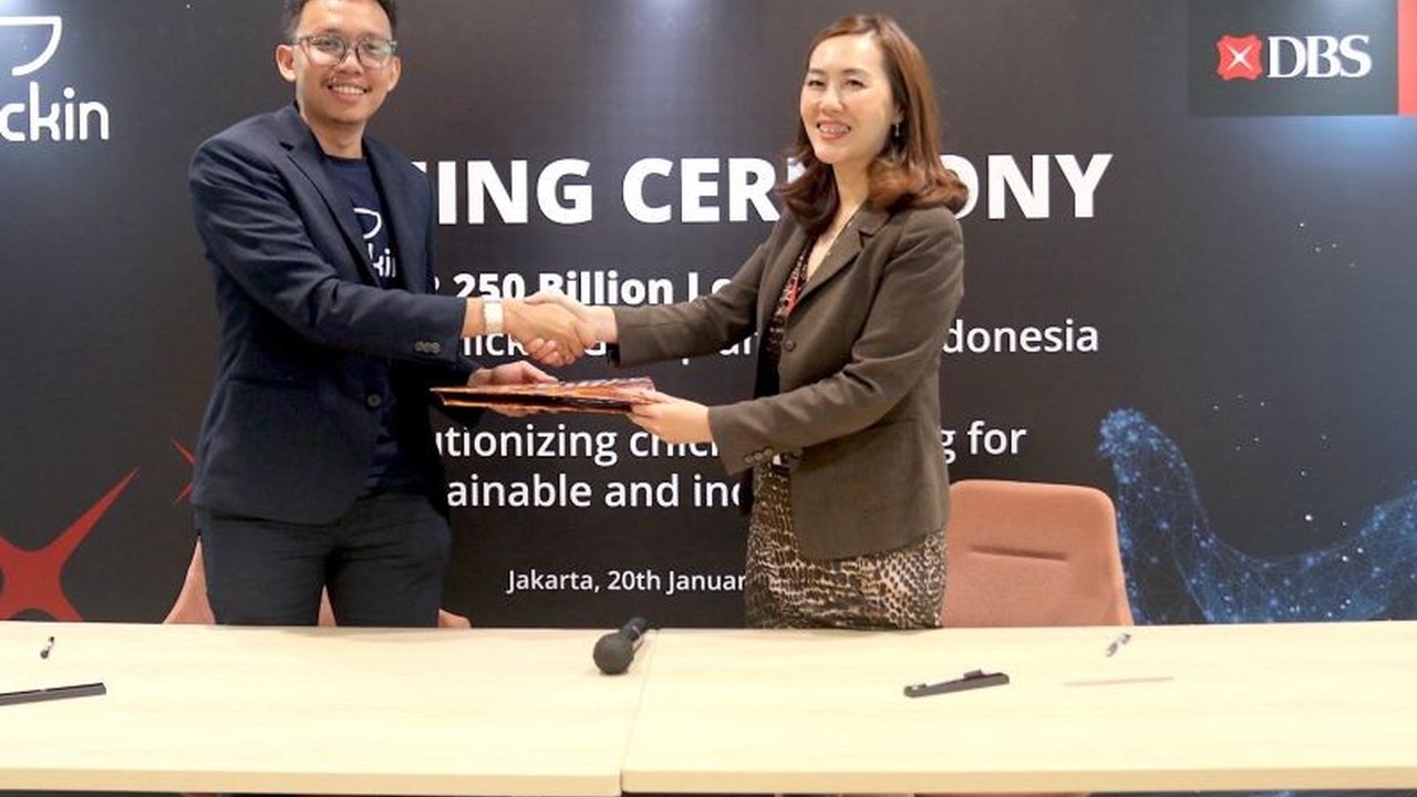Bank DBS Indonesia memberikan pinjaman Rp250 miliar kepada Chickin, perusahaan agritech yang fokus pada peternakan ayam berkelanjutan, untuk meningkatkan produktivitas dan ketahanan pangan di Indonesia.