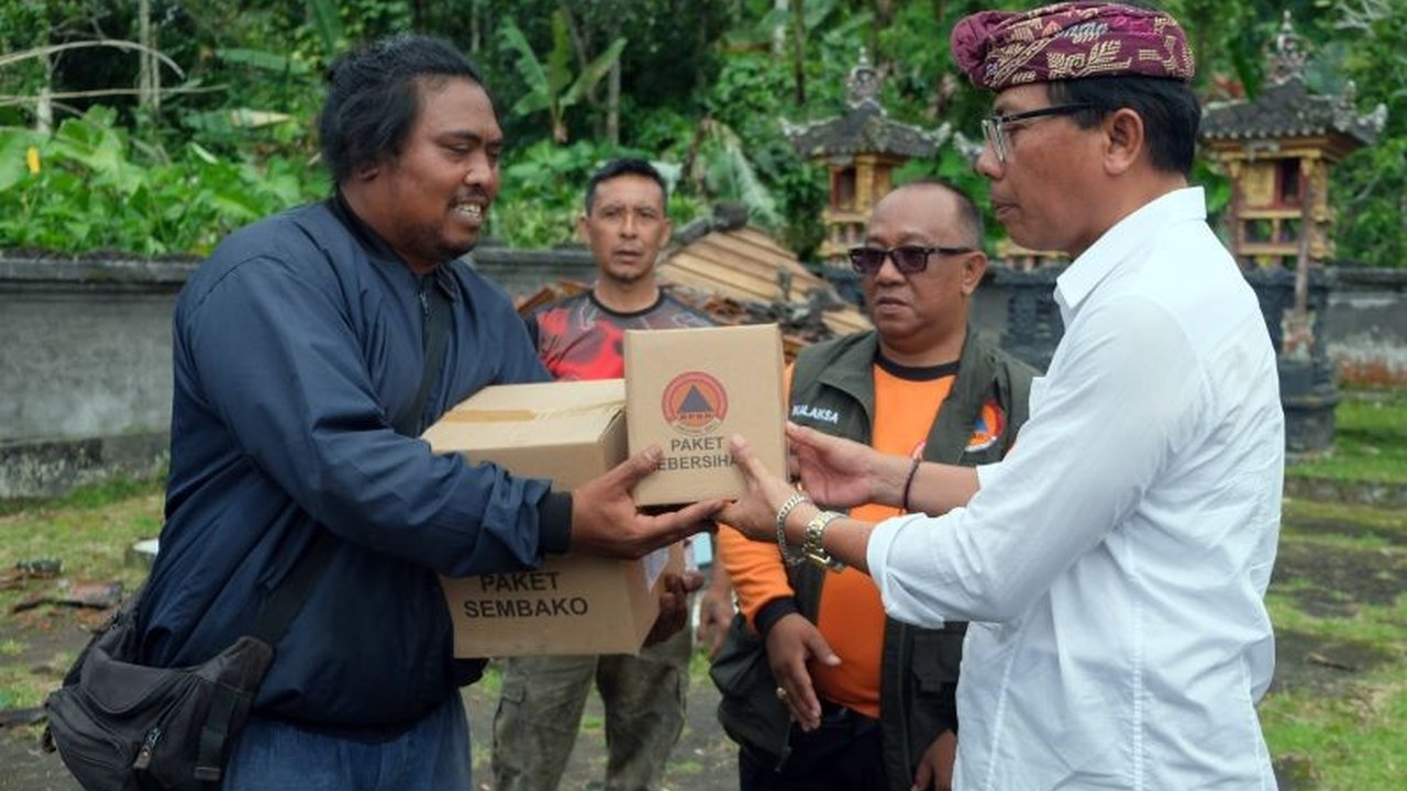 Psikolog UI: Tawarkan Bantuan Konkret Saat Musibah, Bukan Kata-Kata Penghibur