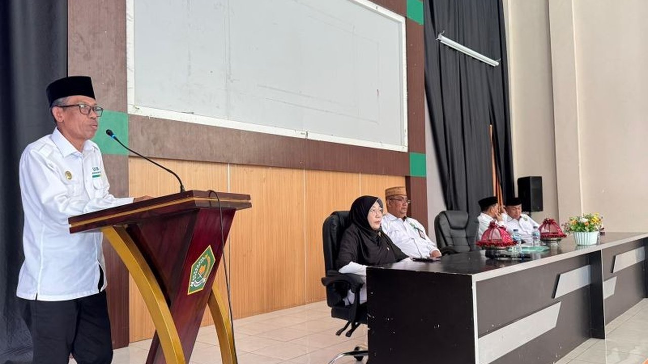 UIN Datokarama Palu memberikan beasiswa KIP Kuliah hingga 50% bagi siswa SMA/sederajat yang mendaftar melalui jalur SPAN untuk penerimaan mahasiswa baru tahun 2025.