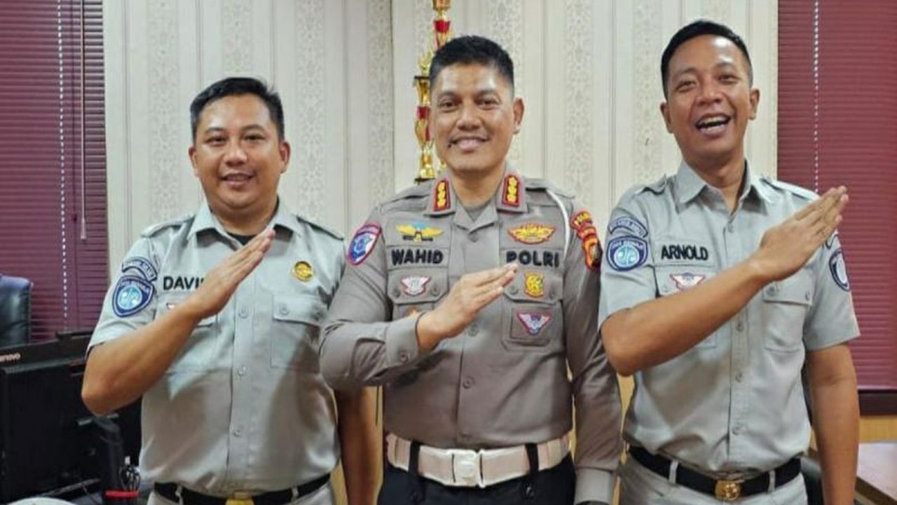 Polda Sulawesi Barat dan Jasa Raharja Mamuju meningkatkan kerja sama untuk mencegah kecelakaan lalu lintas, menekan angka fatalitas, dan meningkatkan kesadaran masyarakat akan keselamatan berkendara.