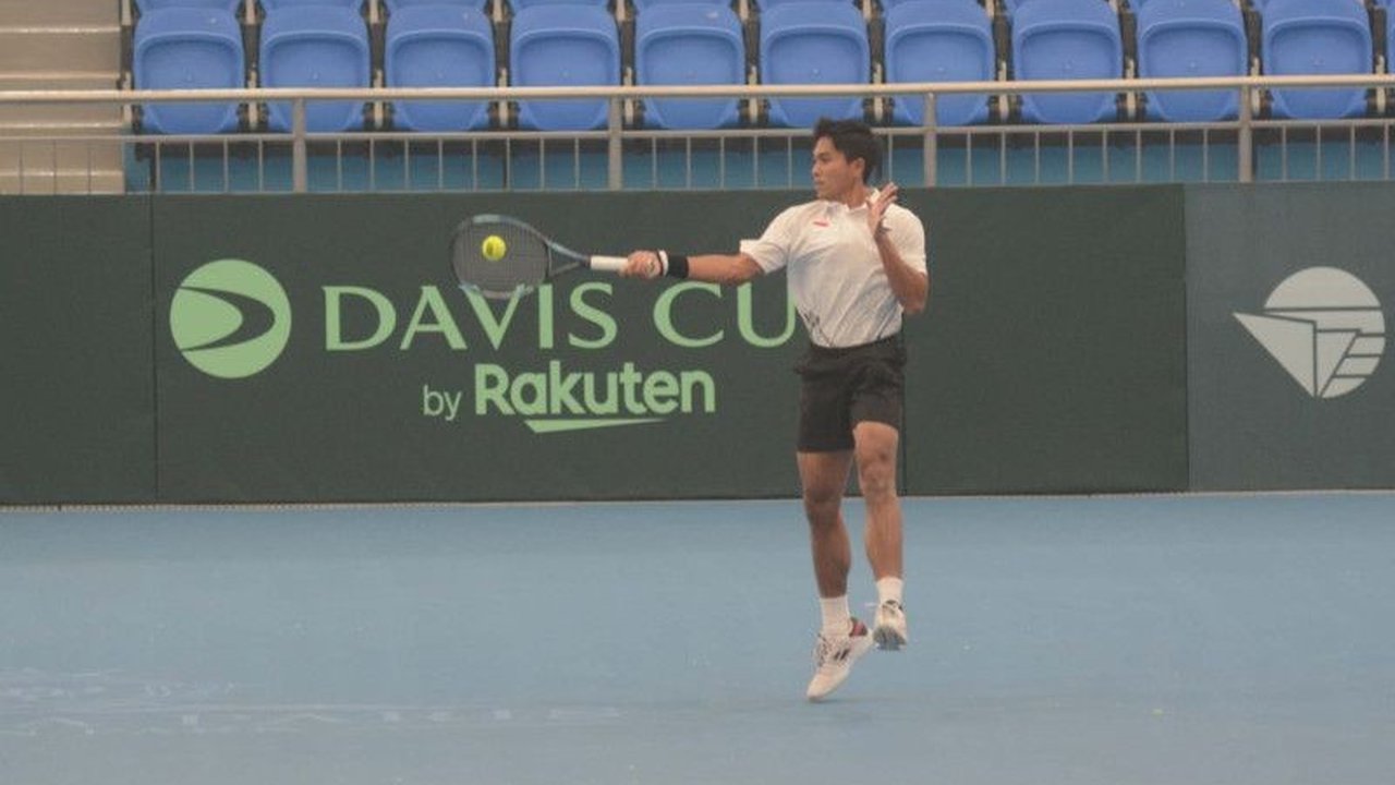 Setelah pulih dari cedera, Rifqi Fitriadi kembali memperkuat tim Piala Davis Indonesia di babak Play Off Grup Dunia II melawan Slovenia pada 1-2 Februari, bertekad memberikan yang terbaik meskipun menghadapi lawan yang lebih diunggulkan.