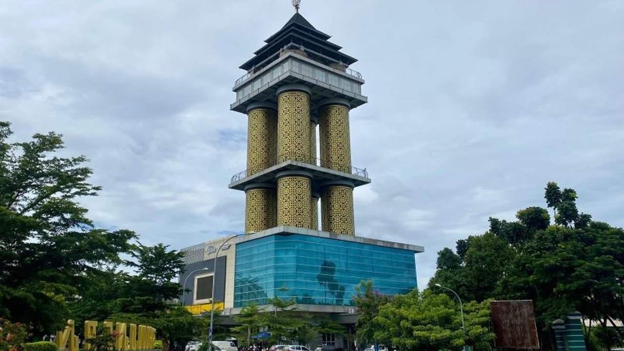 Realisasi investasi di Kabupaten Bandung pada tahun 2024 mencapai Rp31 triliun, melampaui target dan didorong oleh sektor tekstil dan UMKM.