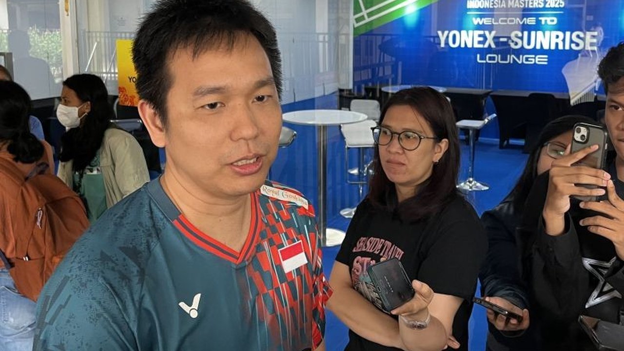 Legenda bulu tangkis Hendra Setiawan dan Mohammad Ahsan mengincar performa terbaik di Indonesia Masters 2025 sebagai turnamen terakhir mereka sebelum pensiun, meskipun dengan intensitas latihan yang lebih ringan, fokus kini beralih pada keluarga dan bisni