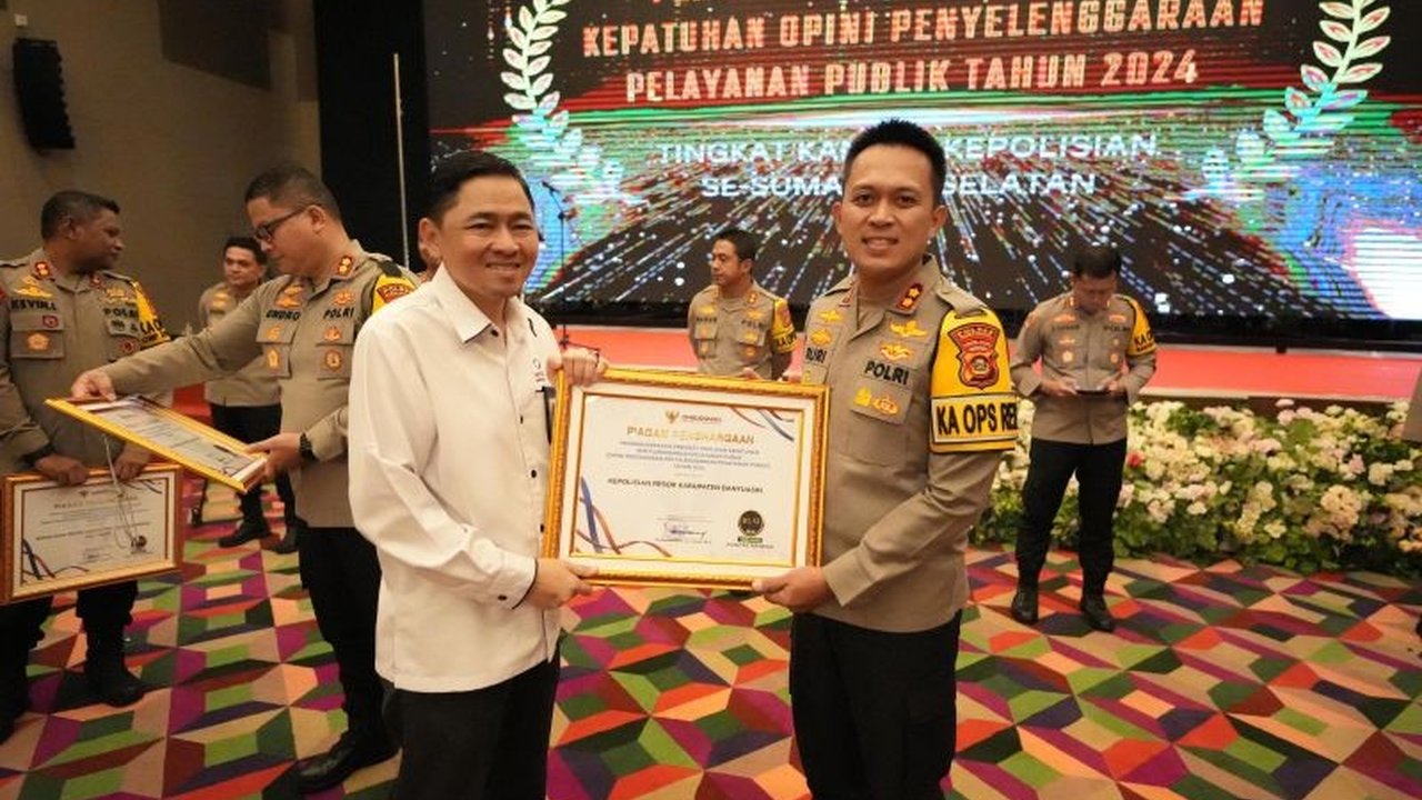 Polres Banyuasin mendapatkan predikat A (Hijau) dari Ombudsman RI atas kualitas pelayanan publiknya yang prima, unggul, dan berintegritas, menjadi contoh bagi institusi lain.