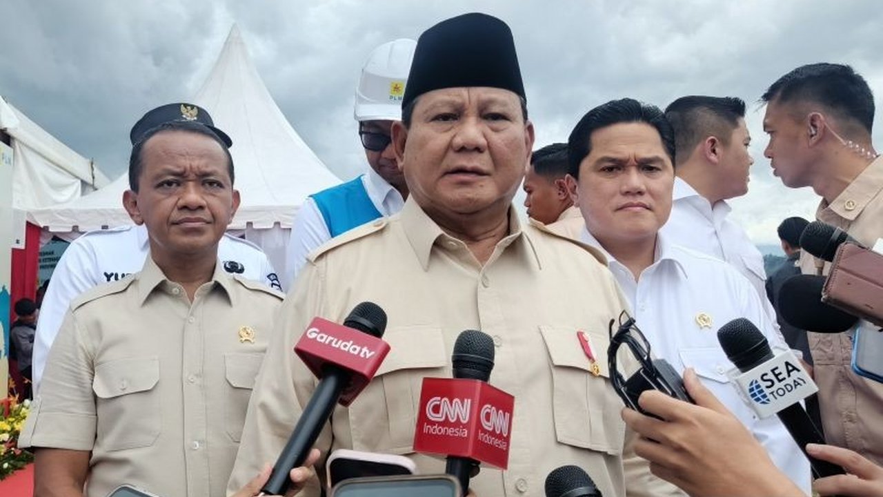 Menteri ESDM Bahlil Lahadalia menargetkan konsumsi listrik per kapita naik menjadi 6.500 kWh untuk mencapai pertumbuhan ekonomi 8 persen, dengan rencana peningkatan infrastruktur dan peran swasta yang signifikan.