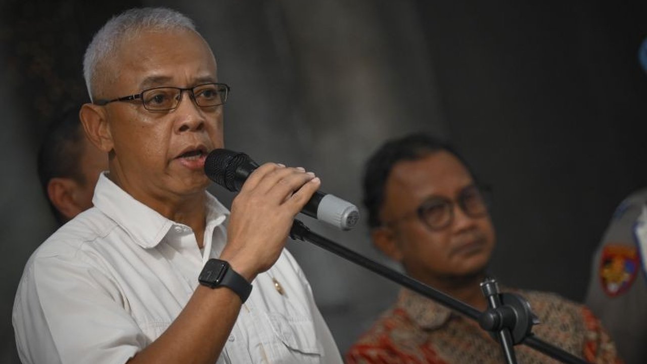 Komisi Kepolisian Nasional (Kompolnas) menilai kinerja Polri selama 100 hari kerja pemerintahan Presiden Prabowo-Gibran telah mendukung berbagai program pemerintah, khususnya dalam pemberantasan judi online, narkoba, dan korupsi.