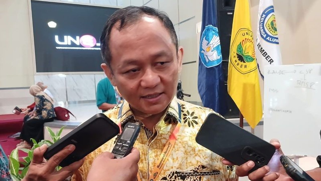 Sekjen Partai Golkar menilai kinerja 100 hari pertama pemerintahan Prabowo-Gibran sangat positif, didukung survei Kompas yang menunjukkan tingkat kepuasan publik mencapai 80,9 persen.