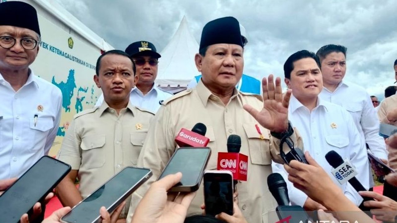 Sukses 100 Hari: Pemerintah Prabowo Kendalikan Harga Sembako dan Tiket Penerbangan