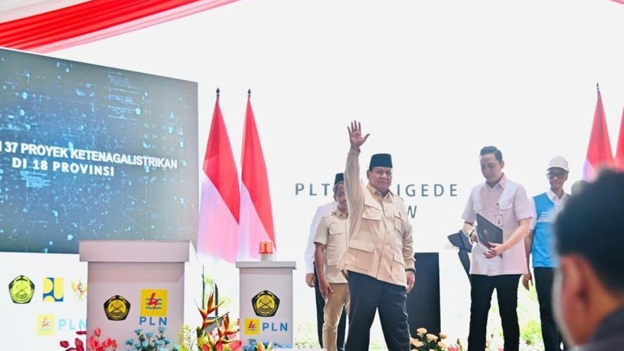 Presiden Prabowo Subianto yakin Indonesia bisa berhenti mengimpor bahan bakar minyak (BBM) dalam lima tahun ke depan, sejalan dengan target pemerintah mewujudkan kemandirian energi.