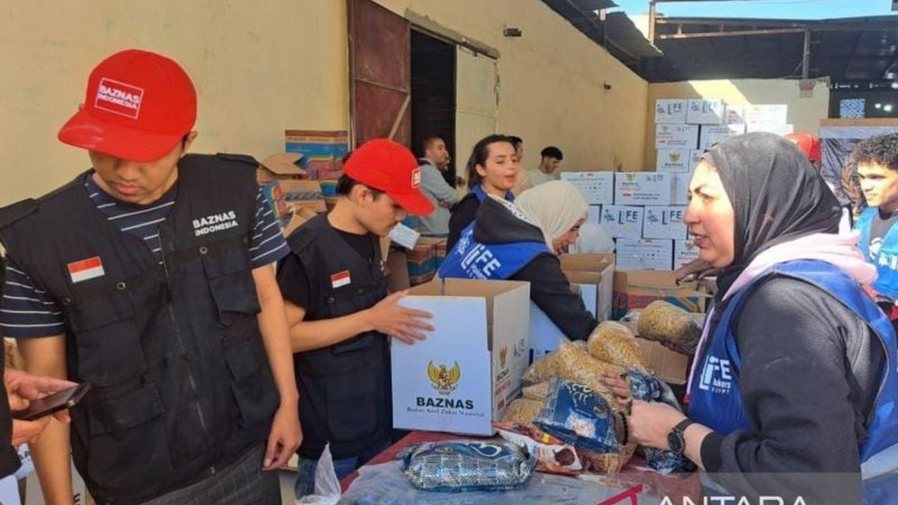 Badan Amil Zakat Nasional (Baznas) mengirimkan 41 truk kontainer berisi bantuan logistik senilai Rp120 miliar untuk Palestina, dan berencana membangun kembali fasilitas umum yang rusak akibat konflik.