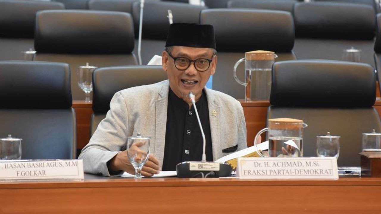 Anggota DPR RI Abdul Fikri Faqih mengusulkan pemanfaatan dana CSR untuk membiayai program Makan Bergizi Gratis (MBG) agar jangkauan lebih luas dan tidak mengurangi dana zakat untuk mustahik.