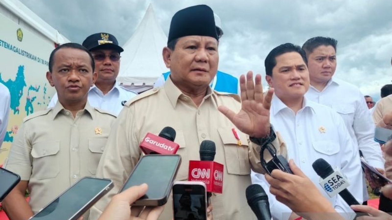 Presiden Prabowo Subianto meminta para guru untuk tidak berterima kasih atas program Makan Bergizi Gratis (MBG), menekankan bahwa program tersebut merupakan kewajiban pemerintah untuk rakyat Indonesia.