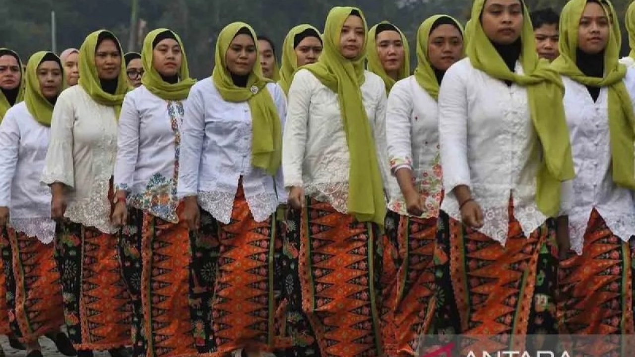Komnas Perempuan minta Pemprov DKI buat mekanisme jelas agar ASN yang mau poligami dapat izin resmi dari istri, cegah nikah siri tanpa persetujuan.