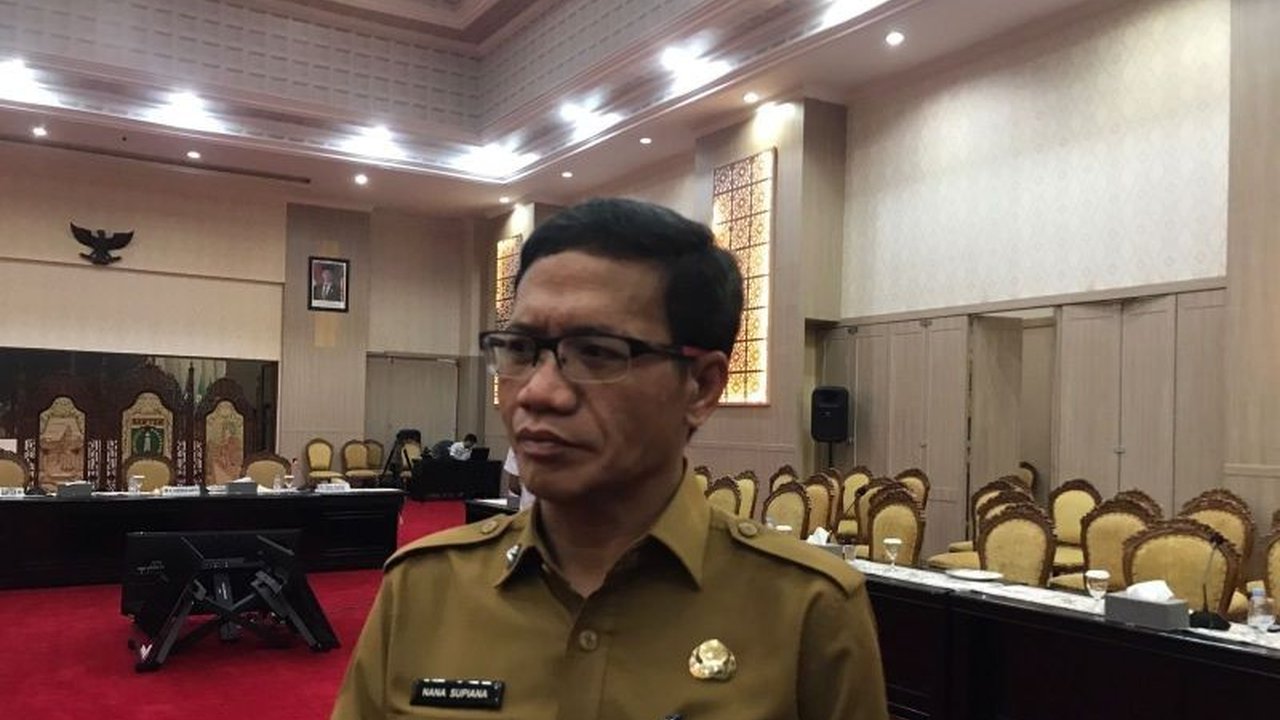 Pemprov Banten akan memverifikasi kebenaran informasi mengenai kepemilikan sertifikat HGB dan SHM atas pagar laut sepanjang 30,16 km di perairan Tangerang, menyusul pernyataan Menteri ATR/BPN tentang keberadaan sertifikat tersebut.