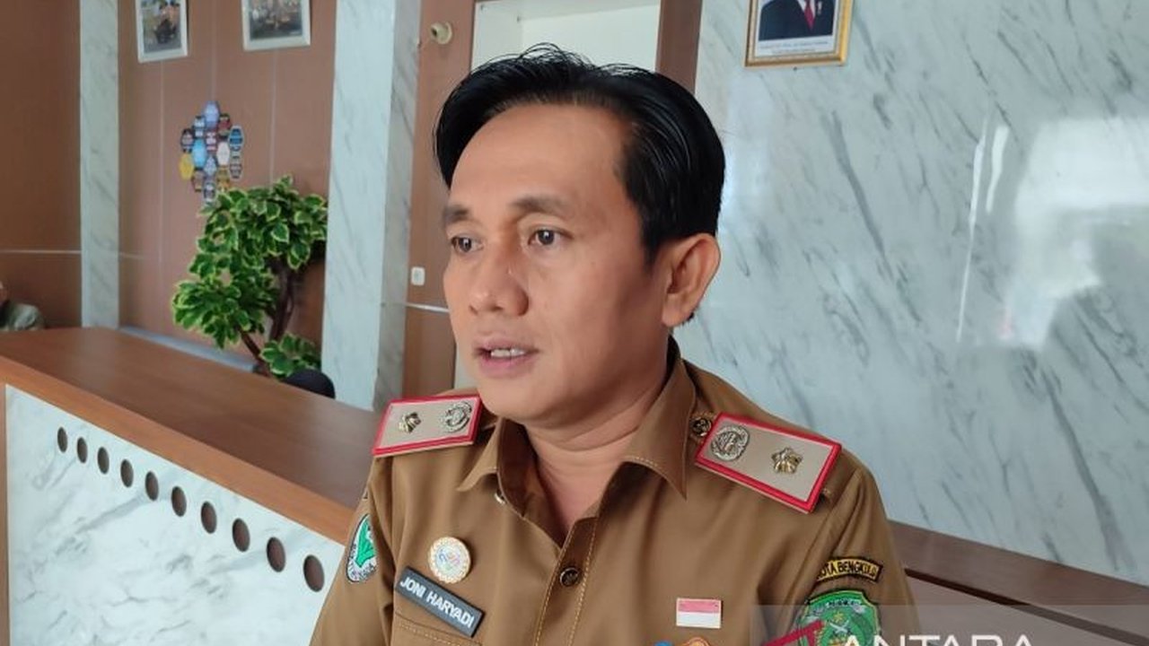 Pemerintah Kota Bengkulu gencar mengimbau warga menjaga kebersihan lingkungan untuk mencegah Demam Berdarah Dengue (DBD) setelah 255 kasus dan 4 kematian tercatat di tahun 2024.