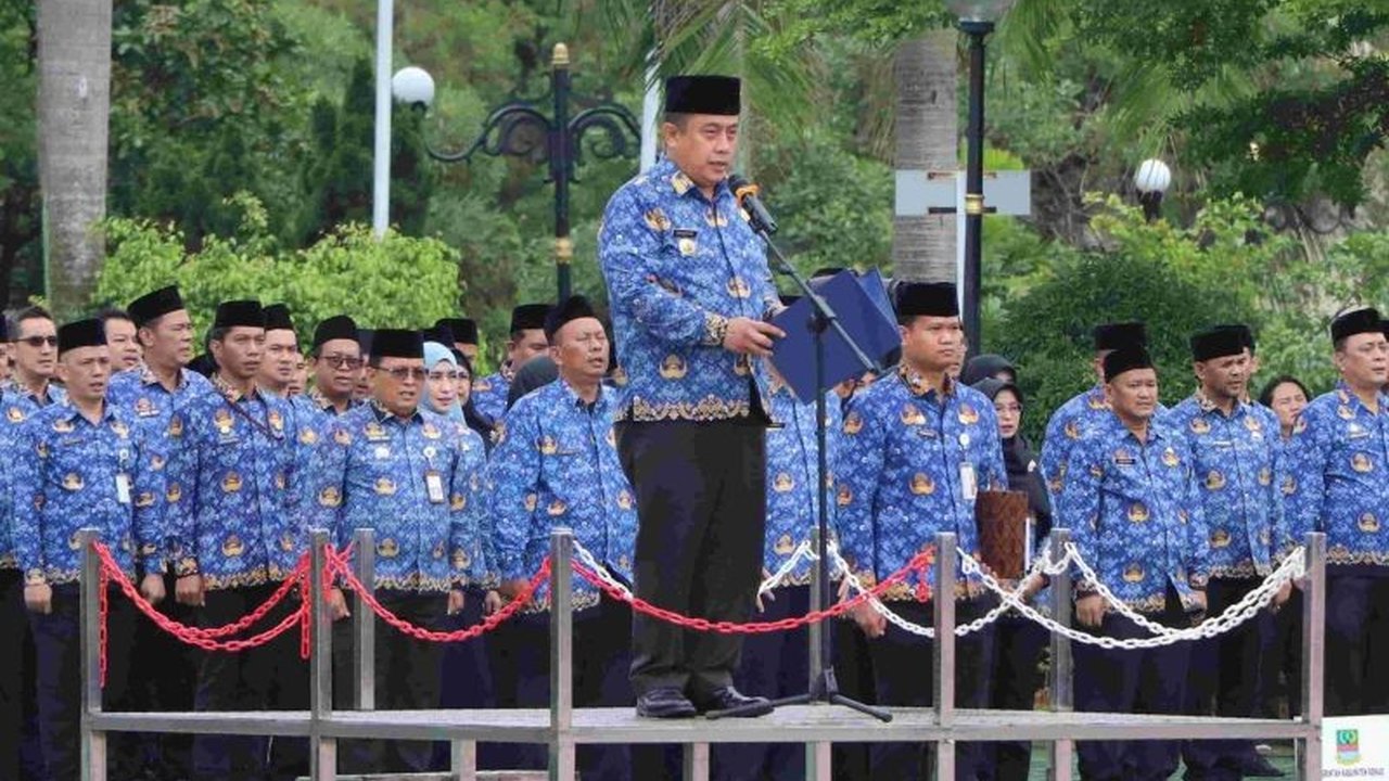 Pemkab Bekasi meminta seluruh ASN untuk segera menyusun rencana aksi kerja tahun 2025 setelah DPA disahkan, dengan fokus pada peningkatan kinerja dan disiplin.