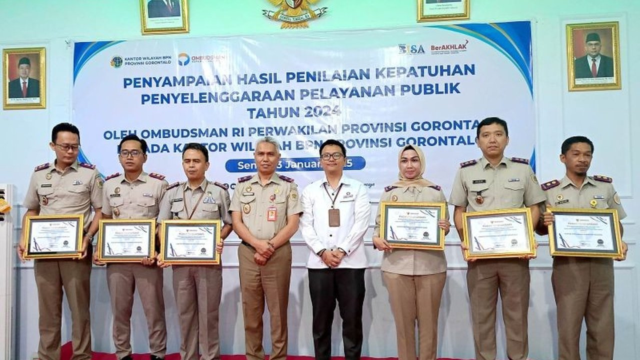 Ombudsman RI Provinsi Gorontalo memberikan hasil evaluasi kepatuhan Kantor Pertanahan se-Provinsi Gorontalo tahun 2024, menunjukkan seluruh kantor berada di zona hijau dengan Kantor Pertanahan Kabupaten Gorontalo meraih peringkat teratas.