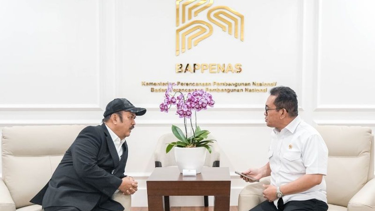 Bappenas dan Kemendag perkuat kolaborasi untuk tingkatkan daya saing ekspor Indonesia hingga 2045, hadapi tantangan global dan dorong partisipasi dalam rantai nilai global.