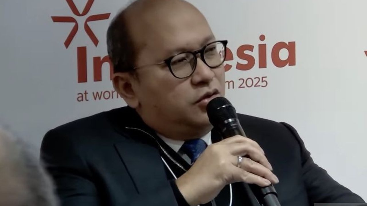 Menteri Investasi Rosan Roeslani mengajak para stakeholders di World Economic Forum (WEF) 2025 di Davos, Swiss untuk berkolaborasi dengan Indonesia dalam mencapai target Net Zero Emission (NZE) 2060, sekaligus memperkuat citra investasi Indonesia.