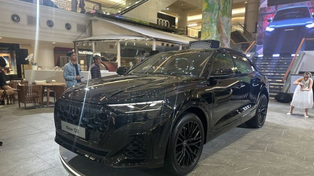 Audi Indonesia luncurkan SUV premium Q8 terbaru seharga Rp2,7 miliar dengan desain sporty, fitur canggih, dan performa mesin V6 3.0 TFSI yang powerful.