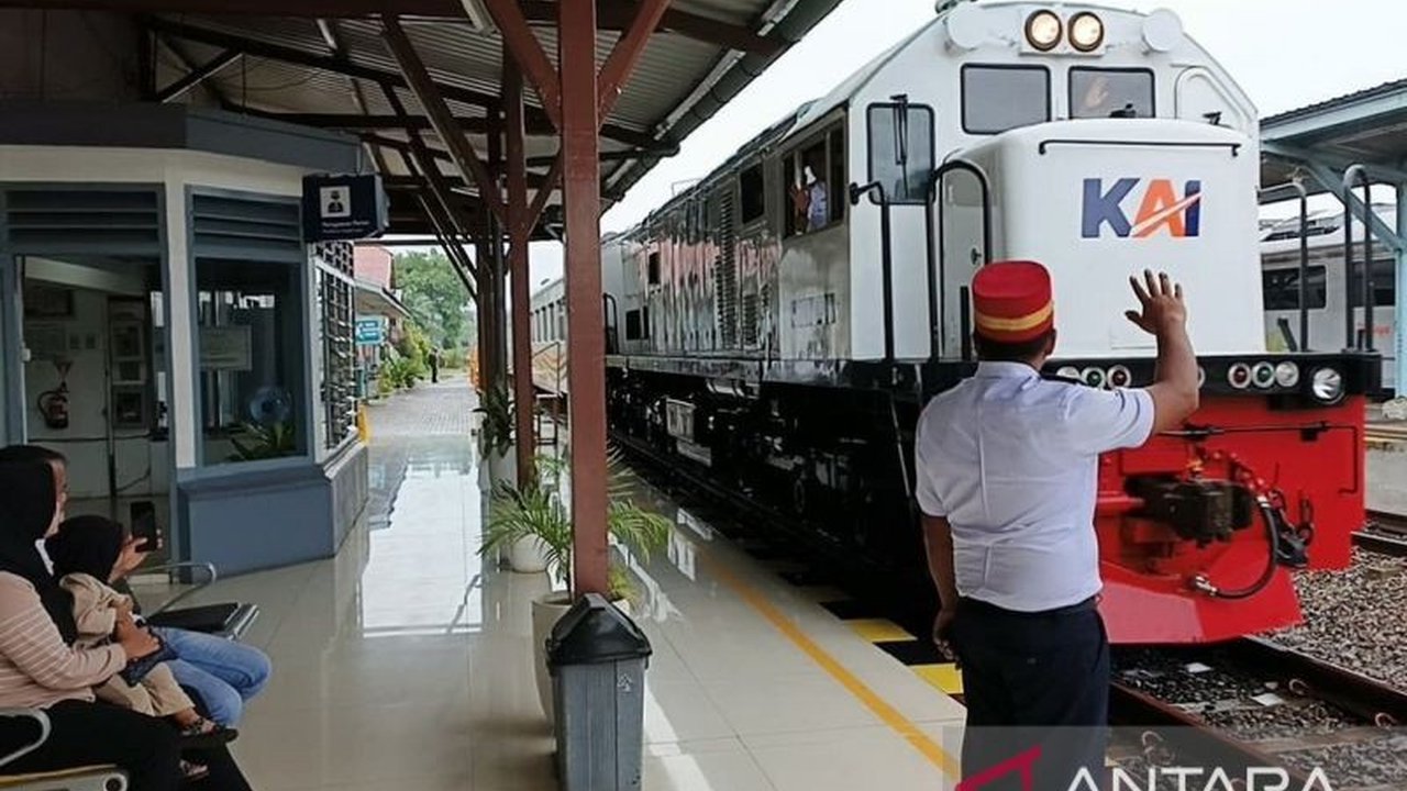 PT KAI Divre I Sumut memberlakukan Gapeka 2025 mulai 1 Februari 2025, dengan penambahan stasiun pemberhentian kereta api dan peningkatan layanan untuk kenyamanan penumpang.