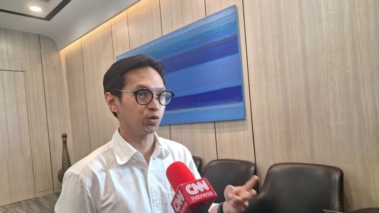 Pemerintah Indonesia perlu mengidentifikasi sektor-sektor ekonomi dengan daya tawar tinggi terhadap AS, seperti ekonomi digital dan mineral kritis, untuk menghadapi kebijakan 'America First' di bawah kepemimpinan Presiden Donald Trump.