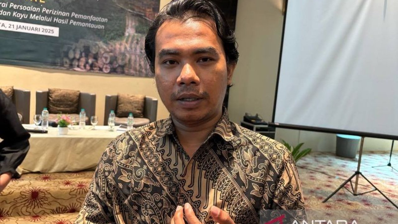 IFM Fund mendesak pemerintah meningkatkan pengawasan hutan di Riau setelah ditemukannya konversi lahan di habitat akasia dan eucalyptus untuk perkebunan sawit, yang berpotensi melanggar izin dan memicu pembalakan liar.