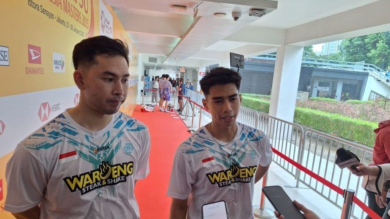 Ganda putra Indonesia, Sabar Karyaman Gutama/Reza Pahlevi, harus mengakui kekalahan dari pasangan Tiongkok di babak 32 besar Indonesia Masters 2025 setelah bertanding sengit tiga game di Istora Senayan, Jakarta.