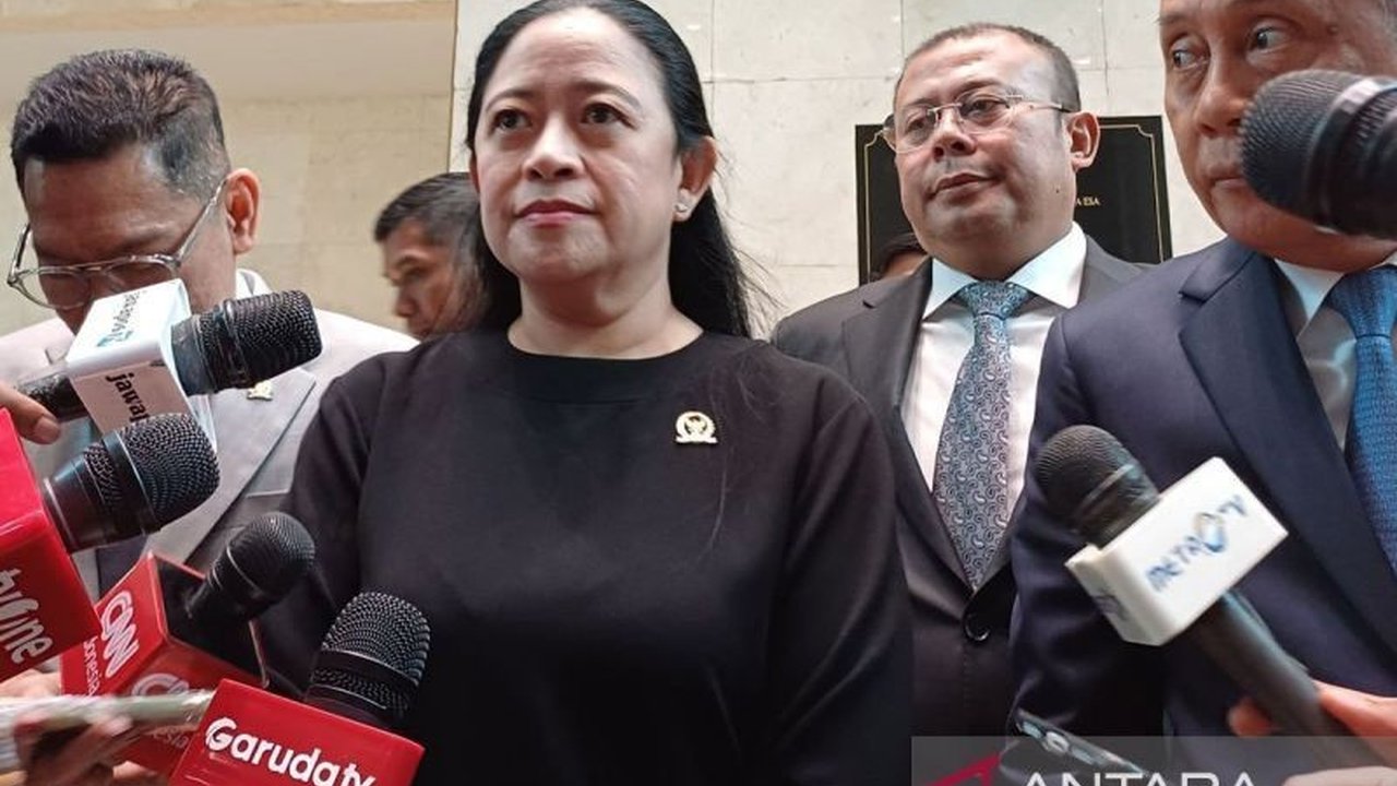 Ketua DPR Puan Maharani menyatakan pembahasan RUU Minerba oleh Baleg DPR saat reses telah mendapat izin pimpinan DPR, meskipun prosesnya terbilang singkat dan sebagian anggota Baleg baru menerima naskah akademik 30 menit sebelum rapat.