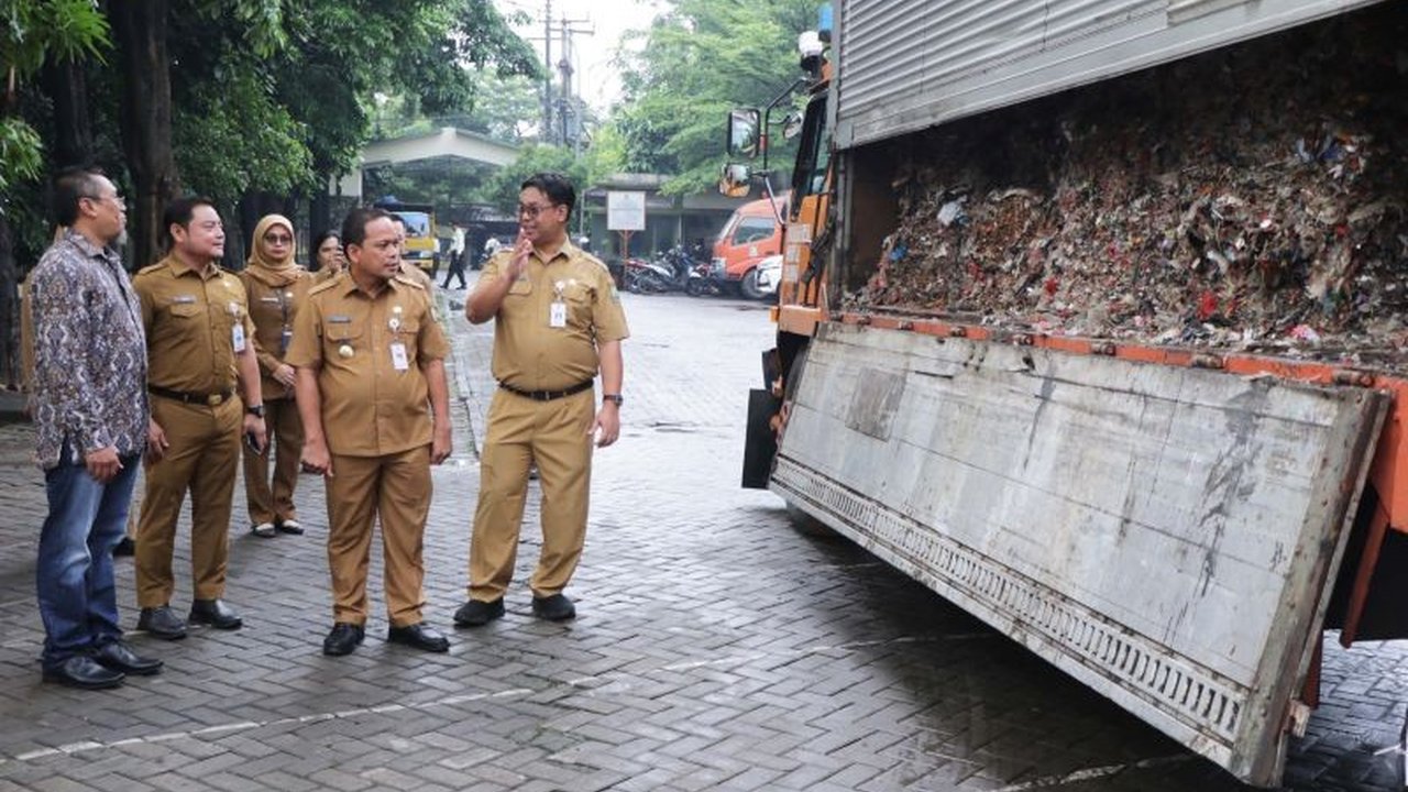 Pemkot Tangerang Salurkan 15 Ton Bahan Bakar RDF ke Industri