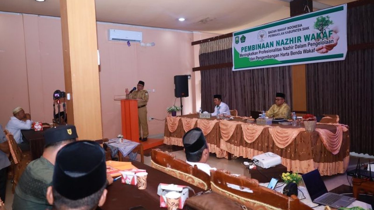 Badan Wakaf Indonesia (BWI) Kabupaten Siak menggelar pelatihan nazhir wakaf uang bagi 30 peserta dari berbagai latar belakang untuk mendukung perkembangan ekonomi umat muslim di daerah tersebut.