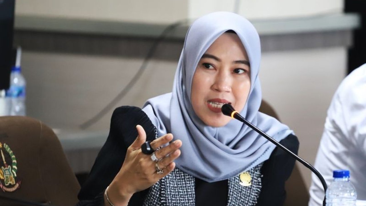 DPRD Sulsel menyetujui anggaran Rp25 miliar untuk beasiswa pendidikan dari SD hingga S3, dengan pengawasan ketat untuk memastikan penyaluran tepat sasaran dan mencegah sisa anggaran.