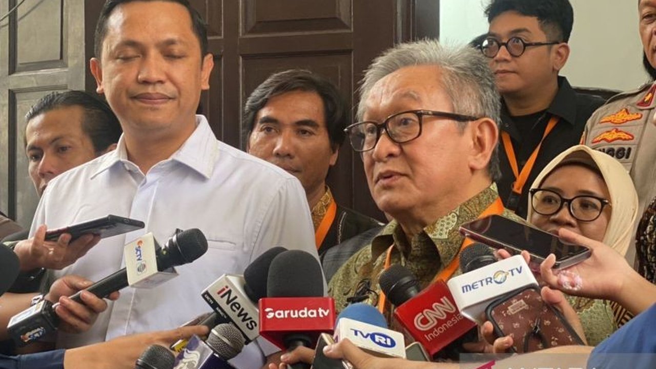 Kuasa hukum Hasto Kristiyanto mempertanyakan bukti KPK yang menetapkannya sebagai tersangka kasus Harun Masiku, dan sidang praperadilan pun ditunda hingga 5 Februari 2025.